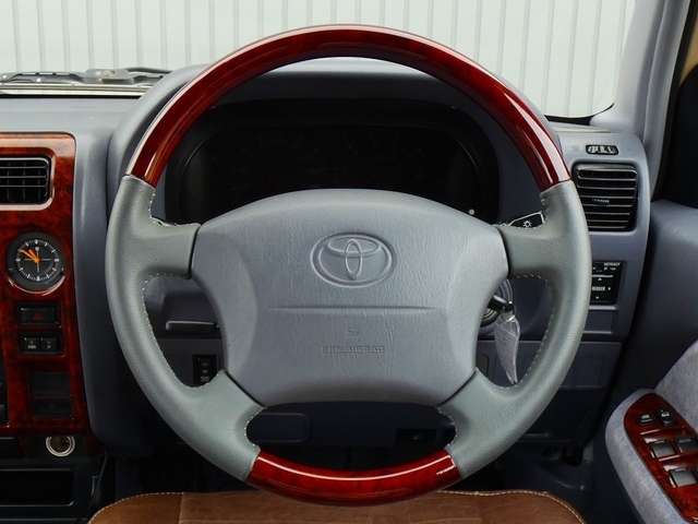 �E�b�h�R���r�X�e�A�����O�����ρ�