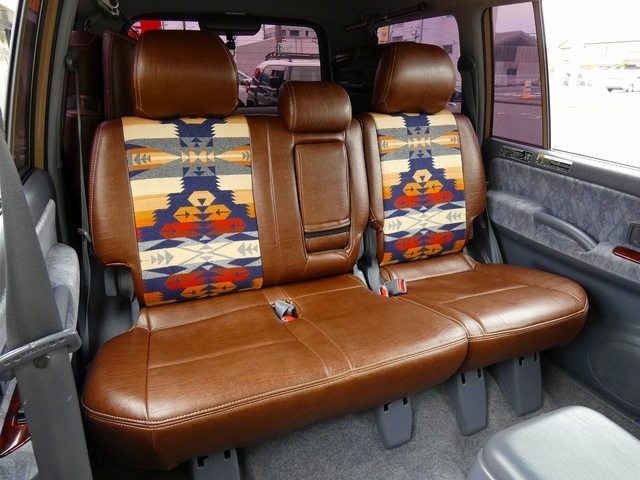 �Z�J���h�V�[�g���y���h���g��×���B���e�[�W�u���E�����n�̃V�[�g�J�o?