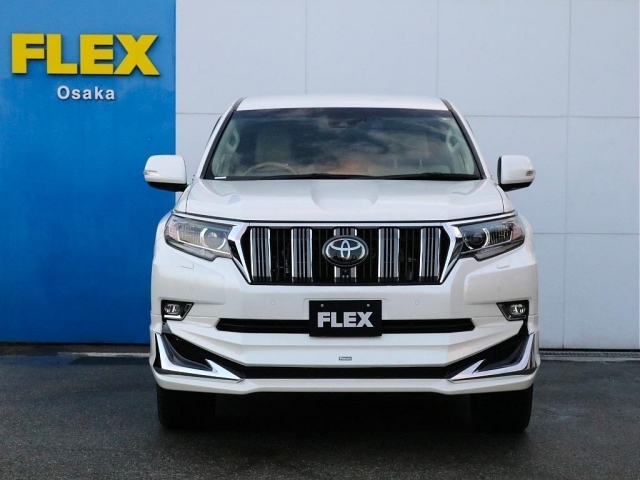 MODELLISTAエアロによってカッコよさ倍増です。