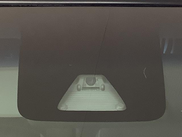 【キレイなおクルマがお待ちしております】兵庫ダイハツでは店舗入庫前に当社再生工場にてクリーニング！店舗でも定期的に洗車♪品質には自信があります！お気軽にご来店下さい。