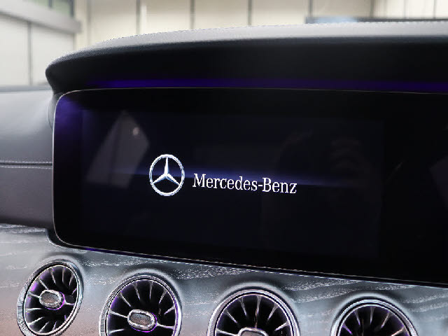 皆様のお問合せ・ご来店をスタッフ一同心よりお待ちしております！！０３−３６８７−６３６３