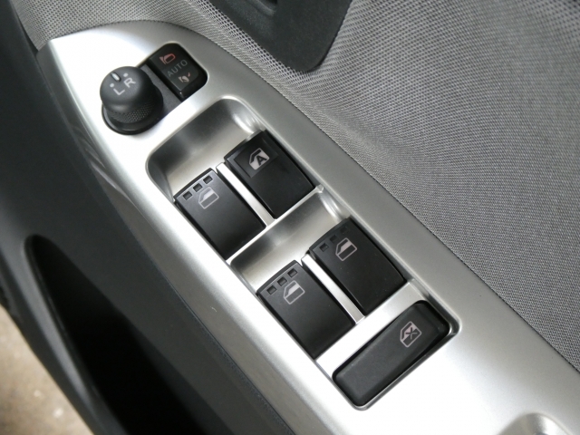 �S�ȃp���[�E�B���h