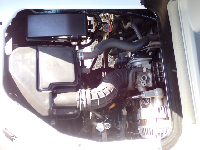 �G���W�����[�����N���[�j���O�ς݂ł��B�[�ԑO�ɓ_���������s���܂��B