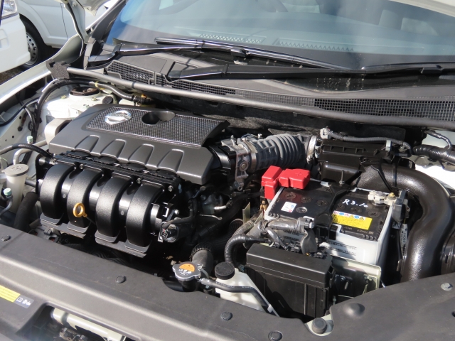 �G���W�����[�������ꂢ�ł���B�@�֋@�\�n���ǍD�ł��B�[�ԑO�ɓ_���������s���܂��B�G���W���I�C���E�I�C���t�B���^�[�E�G�A�R���t�B���^�[�E���C�p�[�S���͕K�������v���܂��i�G�A�R���t�B���^�[�́A�����Ԃ̂݁j