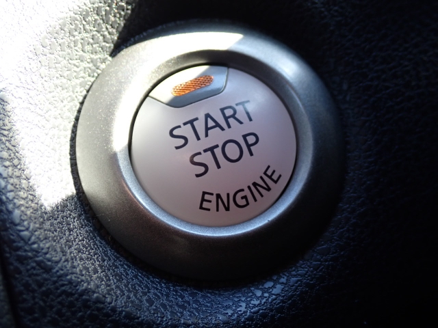 �v�b�V���X�^�[�g�ŃG���W���n����