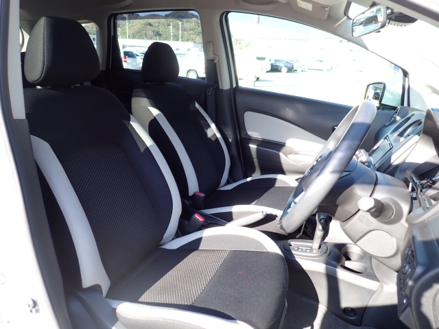 �t�����g�V�[�g�A��ԗǍD�ň��S�ł��B�傫�ȉ�����Ȃ����S�ł�