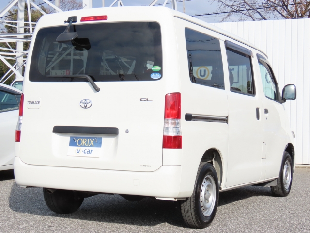 ���Ԃ̕��́A��֓� �u���C���^�[IC�v�~��Ă���