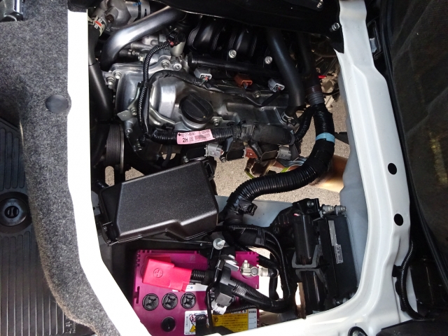 �G���W�����[�������ꂢ�ł���B�@�֋@�\�n���ǍD�ł��B�[�ԑO�ɓ_���������s���܂��B�G���W���I�C���E�I�C���t�B���^�[�E�G�A�R���t�B���^�[�E���C�p�[�S���͕K�������v���܂�