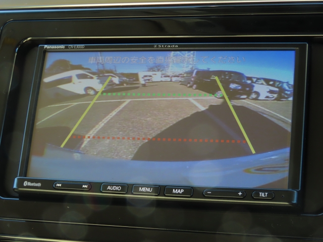 �o�b�N�J�������������Ă��܂��B�C�ɂȂ���̌��ʂ���Ԍɓ���ɂ��劈��I�^�]������ȏꏊ�ł���������T�|�[�g�I�S���������̃��j�^�[�ł��B�y�o�b�N�J�����z�t�̎Ԃ���1����ƃN�Z�ɂȂ�܂��B