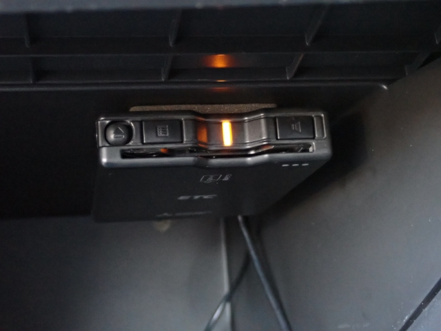 ETC���������Ă��܂��B�m���X�g�b�v�ŗ�������ʉ߂ł��܂��B���ꂵ�������ł���ˁB