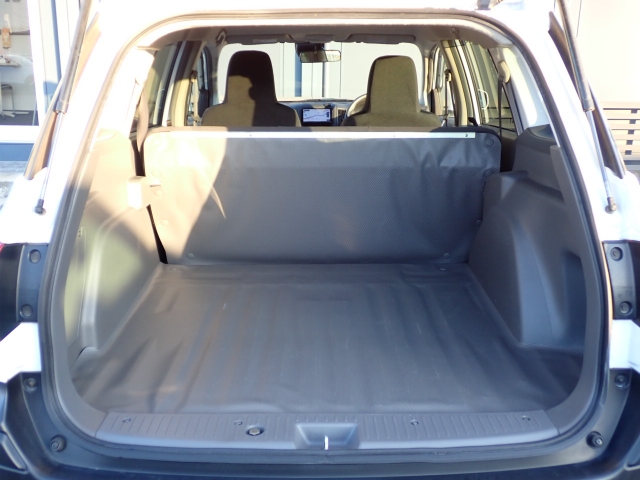 �ʏ펞�̃��P�b�W�X�y�[�X�ł��I�傫�ȊJ���ŉו��̏悹�~�낵���y�ɍs���܂��B