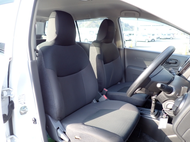 �t�����g�V�[�g�A��ԗǍD�ň��S�ł��B�傫�ȉ�����Ȃ����S�ł�