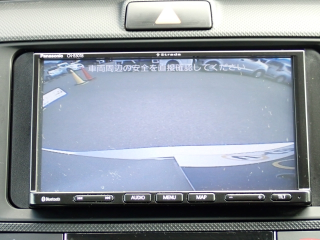 �o�b�N�J�����������Ă���܂��B���Ԏ��ɑ�ϖ��ɗ����܂�������Ԃ����ȕ��ɂ��֗��@�\�ł���