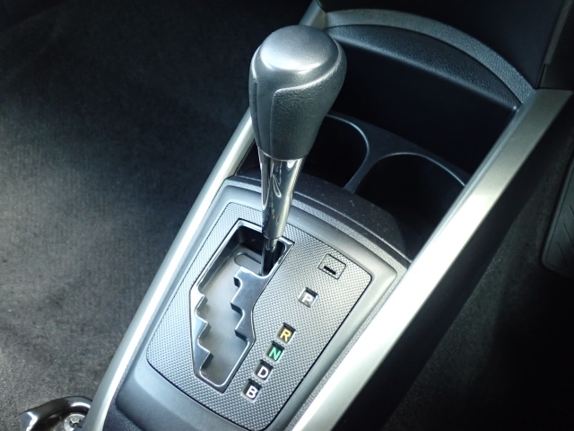 �V�t�g�m�u�̓X�����Ȃ��A���ꂢ�ȏ�Ԃł��B���ł��G��镔�������ꂢ���Ƒ�؂ɏ���Ă������Ƃ�������܂���B