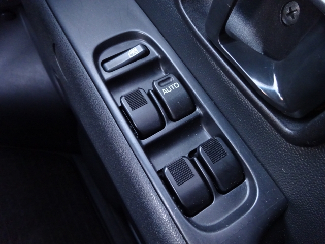 �S�ȃp���[�E�B���h�[�d�l�ł��B