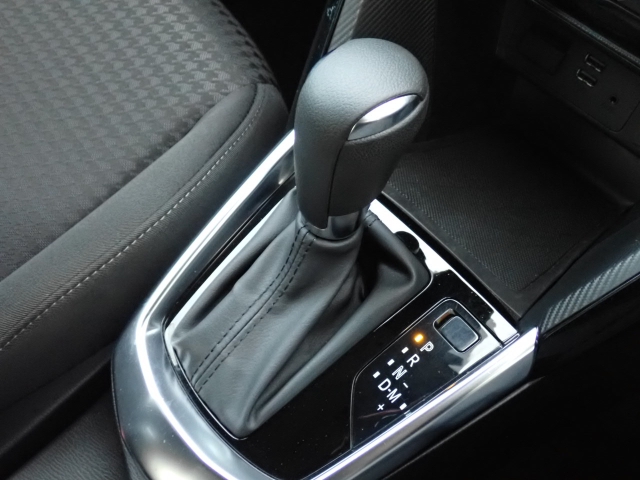 �V�t�g�m�u�̓X�����Ȃ��A���ꂢ�ȏ�Ԃł��B���ł��G��镔�������ꂢ���Ƒ�؂ɏ���Ă������Ƃ�������܂���B