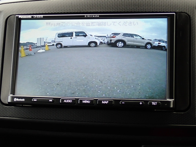 �o�b�N�J�����������Ă���܂��B���Ԏ��ɑ�ϖ��ɗ����܂�������Ԃ����ȕ��ɂ��֗��@�\�ł���