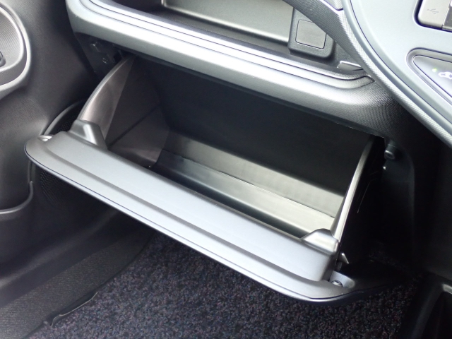 ���[�����Ղ�O���[�u�{�b�N�X�B