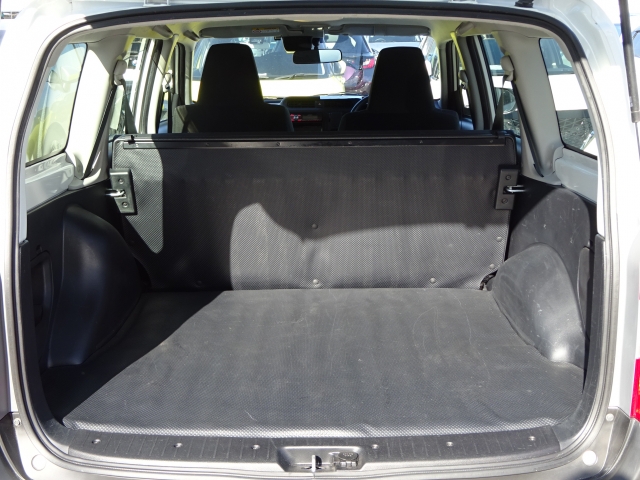 �㕔�g�����N�X�y�[�X���L��ł��B�����L�������łȂ��ύڐ��ɂ��D�ꂽ�`��łƂĂ��g���₷���I