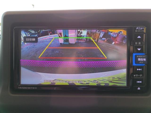 バックカメラ付きですので、駐車も楽々で安心です！