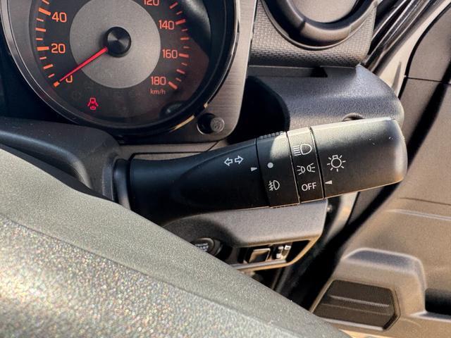 �Y��ȃG���W�����[��