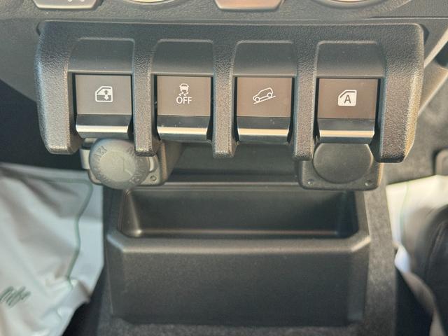 �ԗ��̏ڍׂ��Ԃɕt���܂��Ă̓X�^�b�t�܂ł��C�y�ɂ��₢���킹���������B