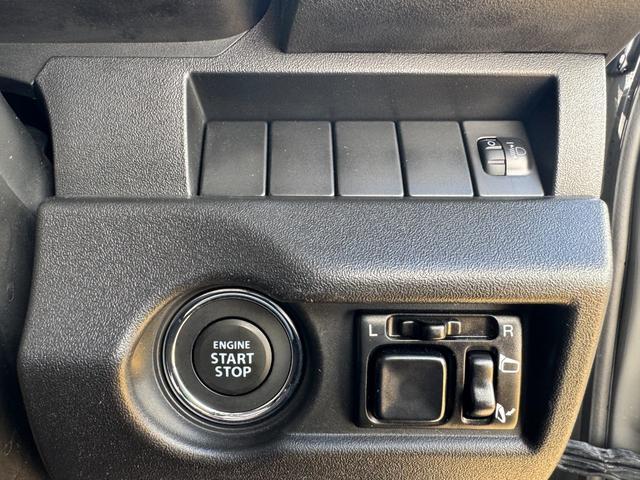 �ԗ��̏ڍׂ��Ԃɕt���܂��Ă̓X�^�b�t�܂ł��C�y�ɂ��₢���킹���������B