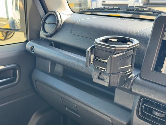 �ԗ��̏ڍׂ��Ԃɕt���܂��Ă̓X�^�b�t�܂ł��C�y�ɂ��₢���킹���������B