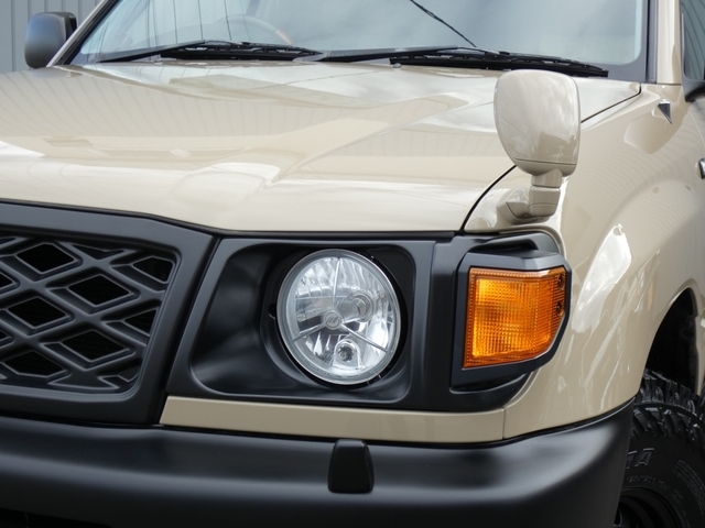 MONOBOX off-road�ۖڃw�b�h���C�g������