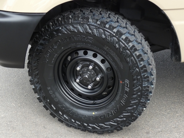 �����X�`�[���z�C�[��× �x�n�j�n�g�`�l�`�W�I�����_�[�l�s