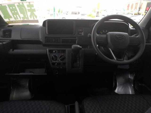 �I�[�f�B�I���X�Ԃł��B�I�[�f�B�I�X�y�[�X�Ƀi�r�𑕒��ł��܂��B���\�Z�ɉ����Ď�t���ł������ăo�b�N�J�����A�h���C�u���R�[�_�[�A�d�s�b���̃I�v�V����������t���ł��܂��I