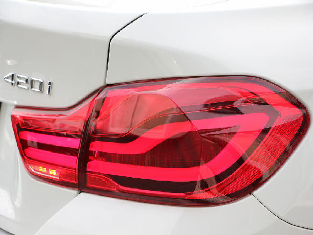 県内最大級の大型展示場！更にガレージ完備！専門店だからできる幅広いラインナップ！ご希望の車種がない場合もお気軽にお申し付け下さい。当社ネットワークでご希望の車両を探して参ります。