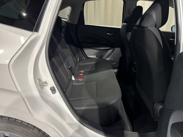 2��ڃV�[�g�����K�ȃX�y�[�X�ł��I�V�[�g�A�����W�����ʂŋ@�\�I�ł��I��~���ɂ��D��Ă��܂��̂Ő����x�������ɂȂ��ĉ������I�I���b�N�X�Ȃ�e���[�J�[�̎Ԏ�𑵂��Ă���܂��̂Ŕ�r�������ȒP�I