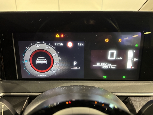 �l�X�ȏ�񂪕\������郁�[�^�[�p�l���͎��F���ƃf�U�C�����𗼗��������f�G�ȃf�U�C���ł��I