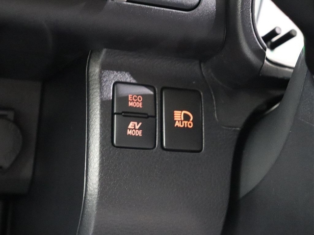 Renoca�@EUROBOX�E�A�����B���O���[�y�C���g�E�n�C�u���b�h���Ɂ�