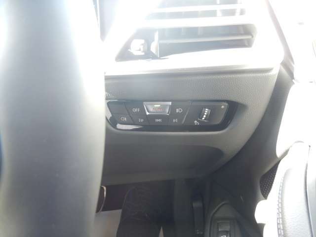 �w�b�h���C�g�E�X�C�b�`