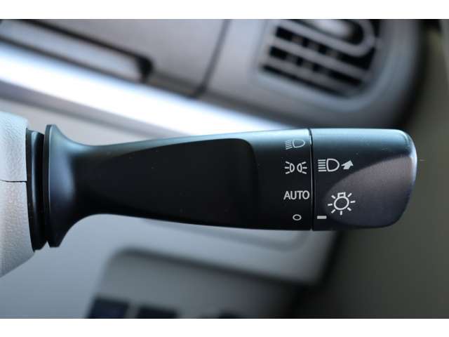 �I�[�g���C�g