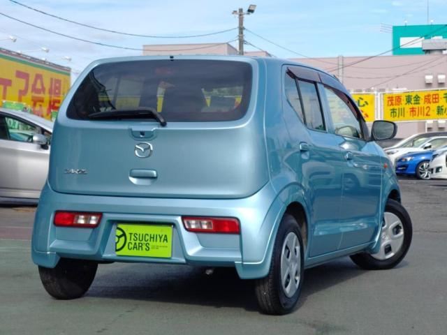 ���������̂ȂǂŁA�`���b�g�傫�ڂ̔������ł��o�b�N�h�A���J����ƍL���A�ς݉��낵���y�X�B