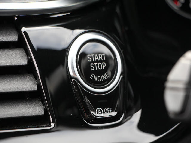 ���Ђł͑S�ԏ[���̖����A�t�^�[�T�[�r�X�t�ł��I�S�Ԗ����Q�N�ۏ؁��N�R��R�N�ԃG���W���I�C�������������|���}�[�����e�i���X�{�H���֓����O�����[�Ԕ�p�����T�[�r�X���B�ڂ����̓z�[���y�[�W���������������B