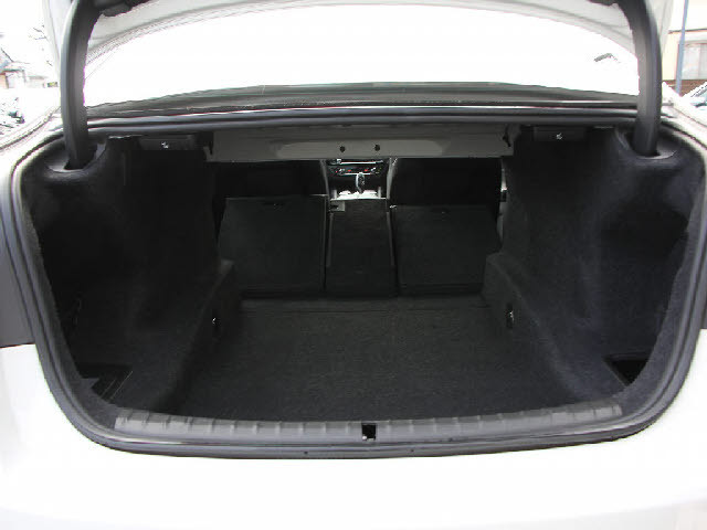 �S�ԓX���ɂēW�����I���z��������Ό��Ԋm�F���\�ł��B���C�y�ɂ��z�����������܂��B���X�^�b�t���ׂ��������������Ē����܂��̂ŗA���Ԃɂ��s����������ł����S�ł��B