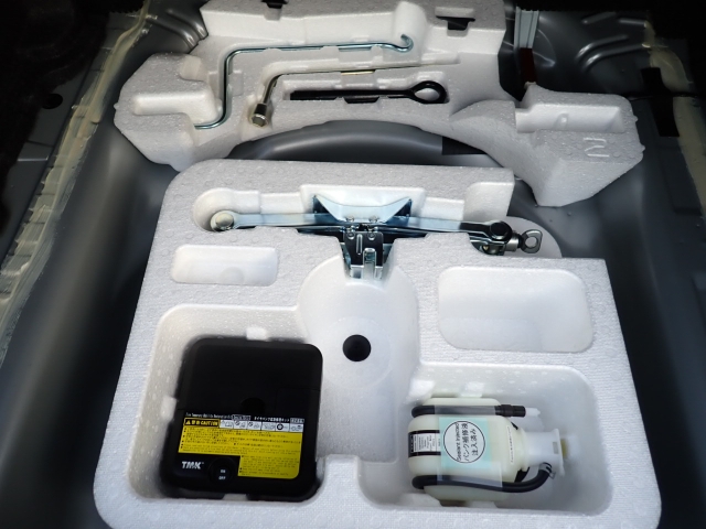 �p���N�C���L�b�g���t���Ă܂�.