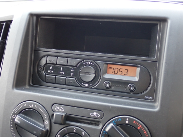 �����W�I�����d���Ŏg���Ƃ����Ă��O�o��Ńj���[�X��V�C�A�X�|�[�c�̌��ʂ��C�ɂȂ邱�Ƃ�����܂��񂩁H���W�I�����Ȃ̂ł���Ȏ����֗��ł��B