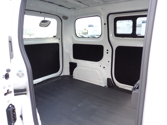 ���S���Ă���蒸���钆�ÎԂ�ڎw���ăI���b�N�X�F�蒆�ÎԂł͌��i�Ȋ�ɂ����ď��i�����I���Ă���܂��I