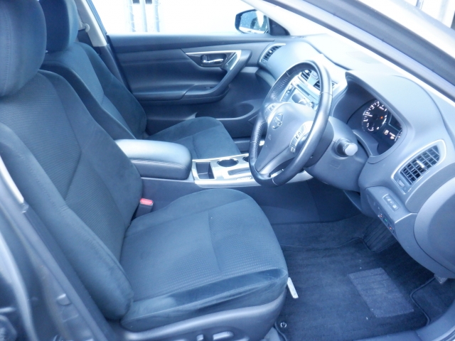 �t�����g�V�[�g����ԗǍD�ł���B�傫�ȉ�����Ȃ��A���S�ł��B����S�n�������ł���B