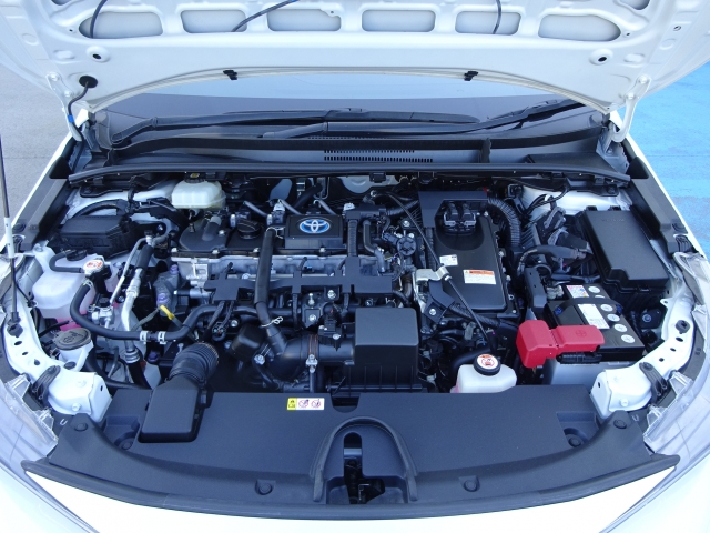 �G���W�����[�������ꂢ�ł���B�@�֋@�\�n���ǍD�ł��B�[�ԑO�ɓ_���������s���܂��B�G���W���I�C���E�I�C���t�B���^�[�E�G�A�R���t�B���^�[�E���C�p�[�S���͕K�������v���܂�