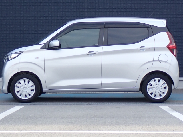 ���Еۏ؂ł͔[�ԓ����瑖�s�����������ŁA���Օi�������S�Ă̕��i���P�N�ԕۏ؂��܂��B�i�����ԗ��Ɋւ��ĉˑ����u�͕ۏؑΏۊO�ƂȂ�܂��j�i�O���Y�Ԃ͋���5,000�q�܂Ŕ��N�ԁj