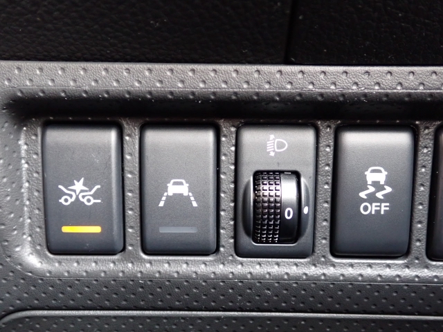 �����h�~�@�\�A�Փˉ���y���u���[�L�t���ŁA�����S�Ƀh���C�u�����y���݂��������܂���