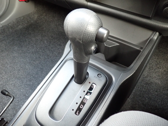 �V�t�g�m�u�̓X�����Ȃ��A���ꂢ�ȏ�Ԃł��B���ł��G��镔�������ꂢ���Ƒ�؂ɏ���Ă������Ƃ�������܂���B