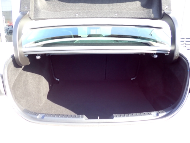 �ʏ펞�̃��P�b�W�X�y�[�X�ł��I�傫�ȊJ���ŉו��̏悹�~�낵���y�ɍs���܂��B