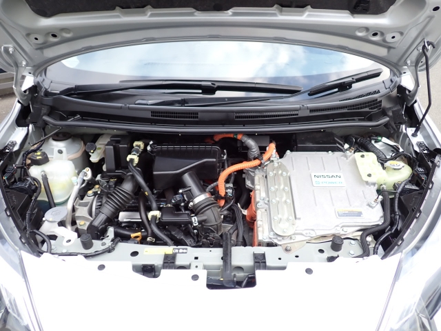 �G���W�����[�����N���[�j���O�ς݂ł��B�[�ԑO�ɓ_���������s���܂��B